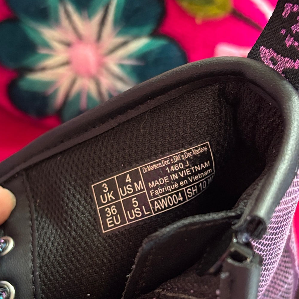 Dr. Martens Shimmering iridescent Purple Combat Boots doc metallic kid 4 adult 6 - Picture 10 of 11